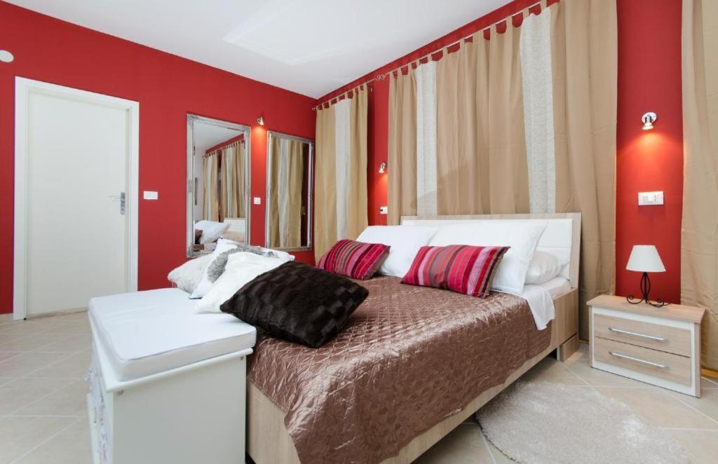 Africa Apartment Makarska