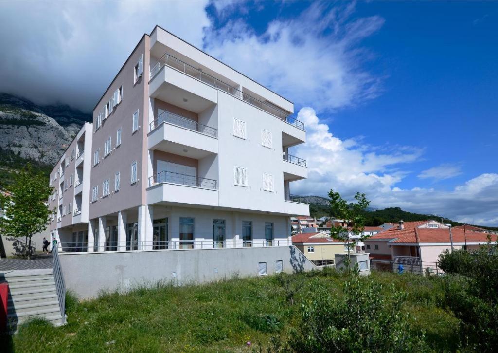 Africa Makarska